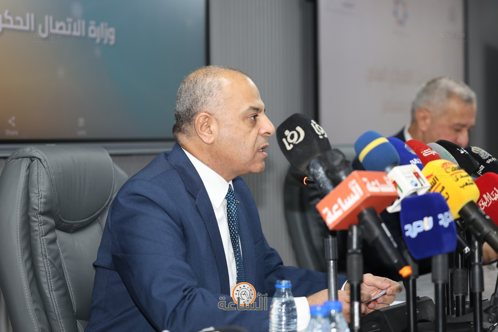 Madar Al-Saa Images 0.5803513565261127