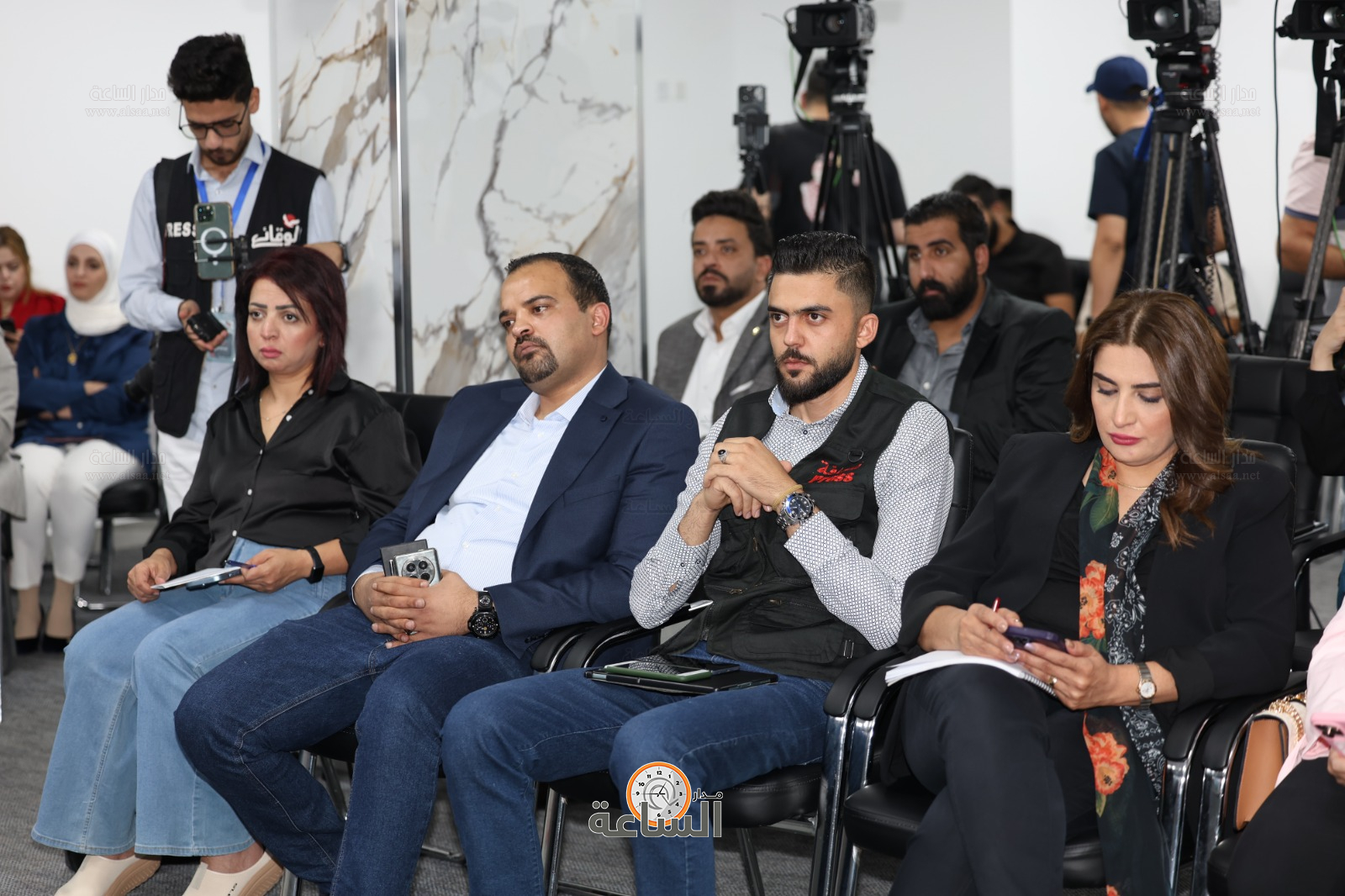 Madar Al-Saa Images 0.5127944637597724