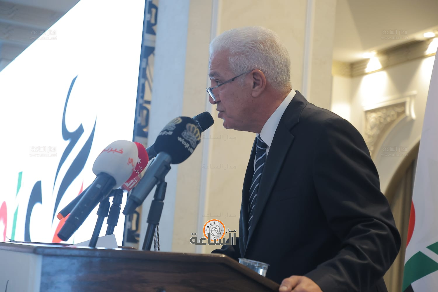 Madar Al-Saa Images 0.09408004975042805