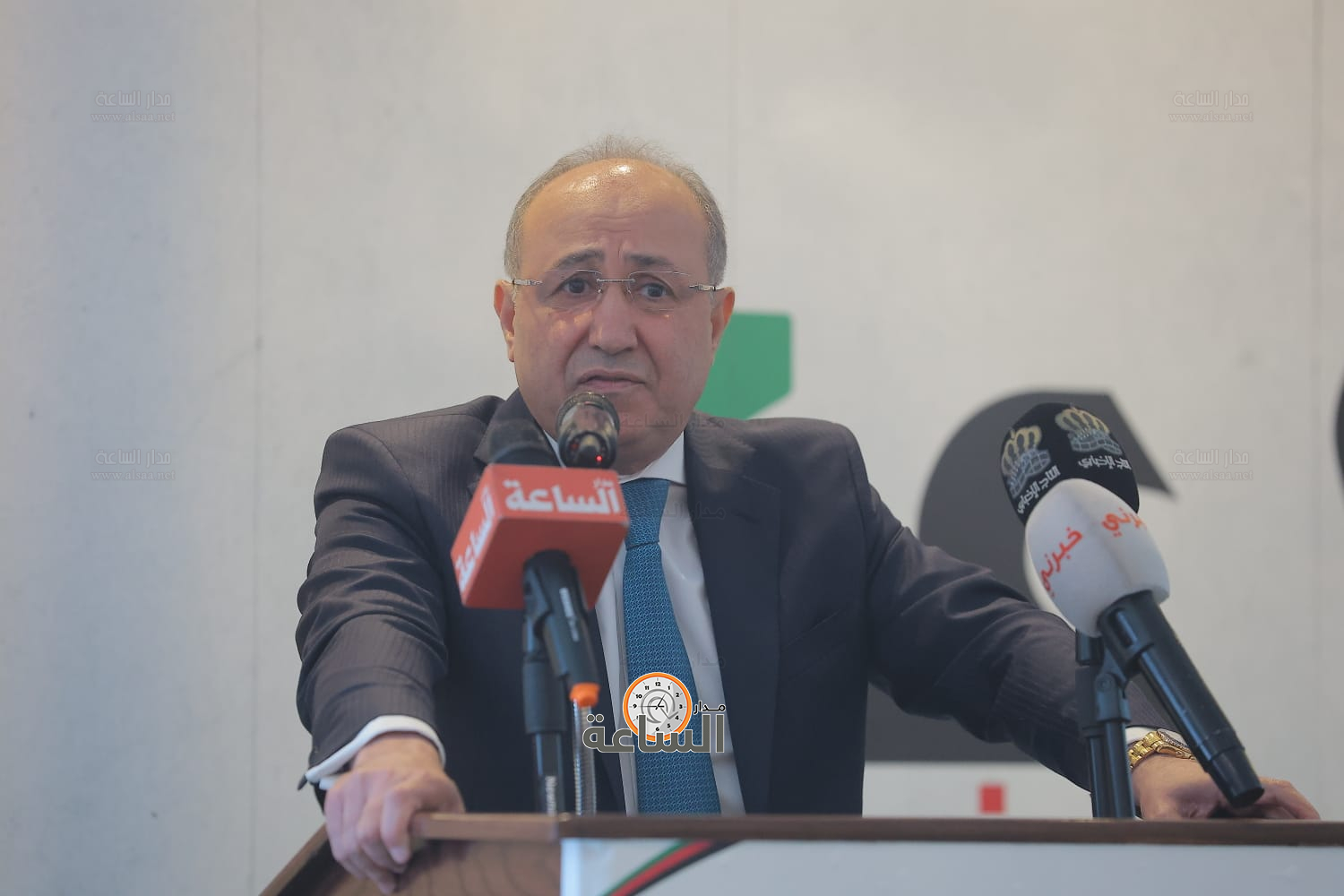 Madar Al-Saa Images 0.47276194760823886