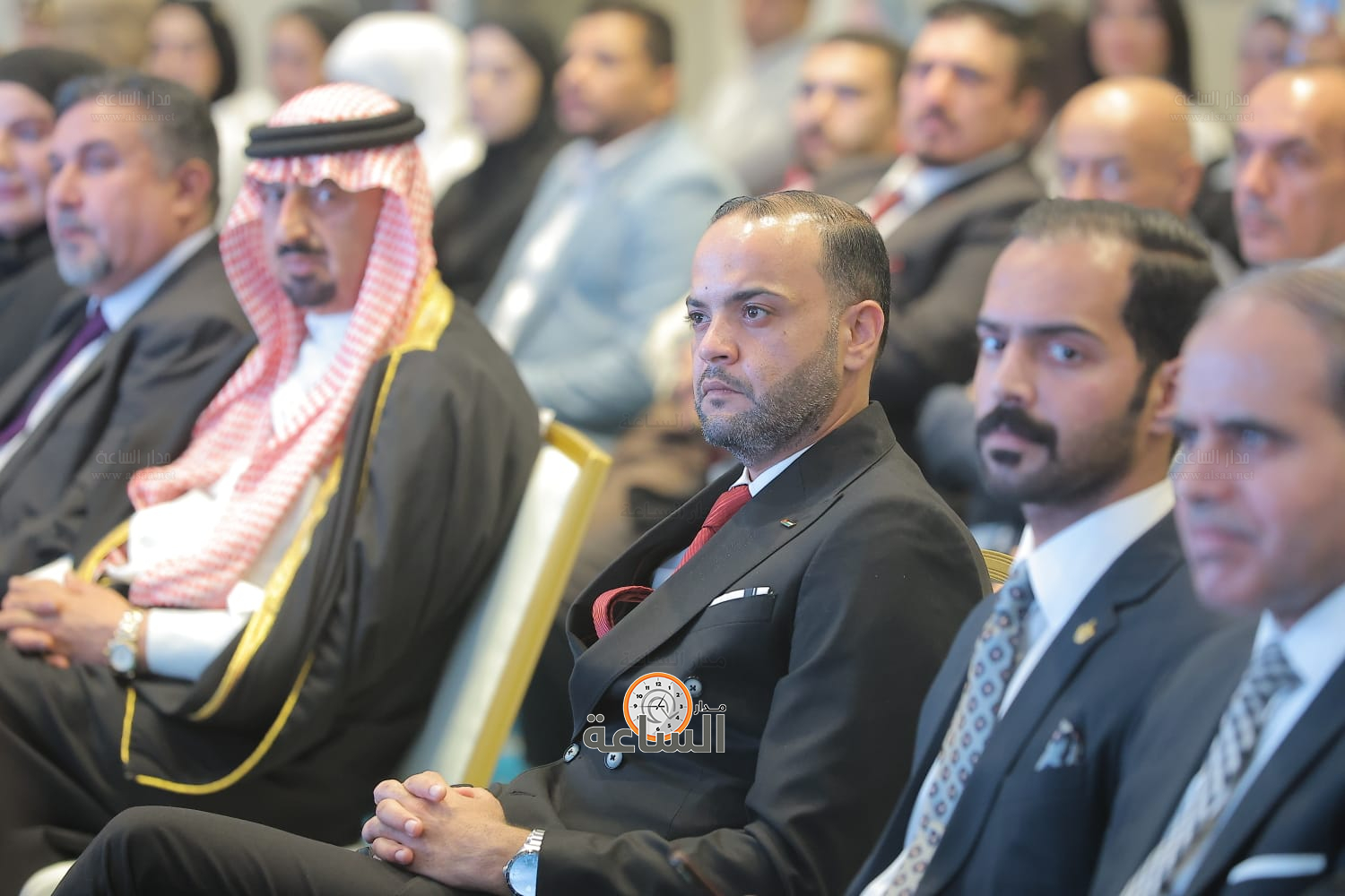 Madar Al-Saa Images 0.7974564260994604