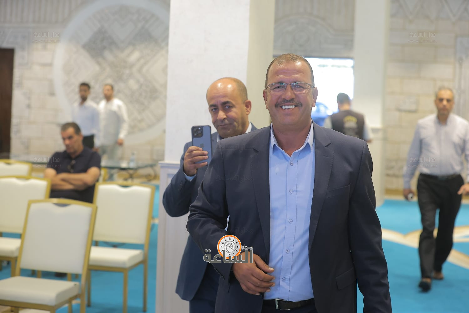 Madar Al-Saa Images 0.1251042848246826