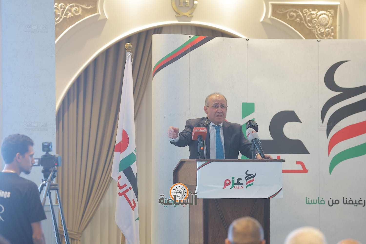 Madar Al-Saa Images 0.5547453888811085