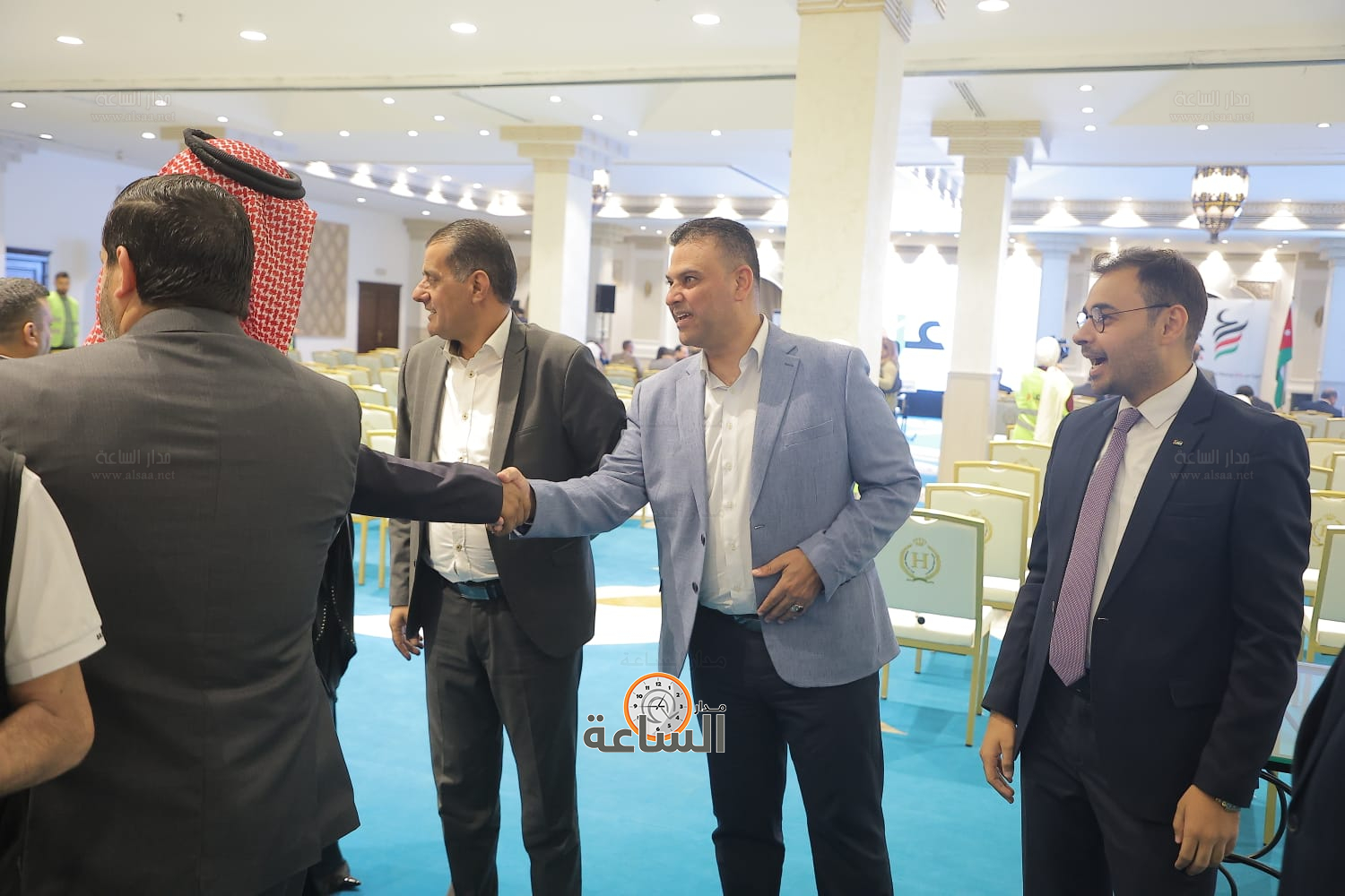 Madar Al-Saa Images 0.08367407905401114