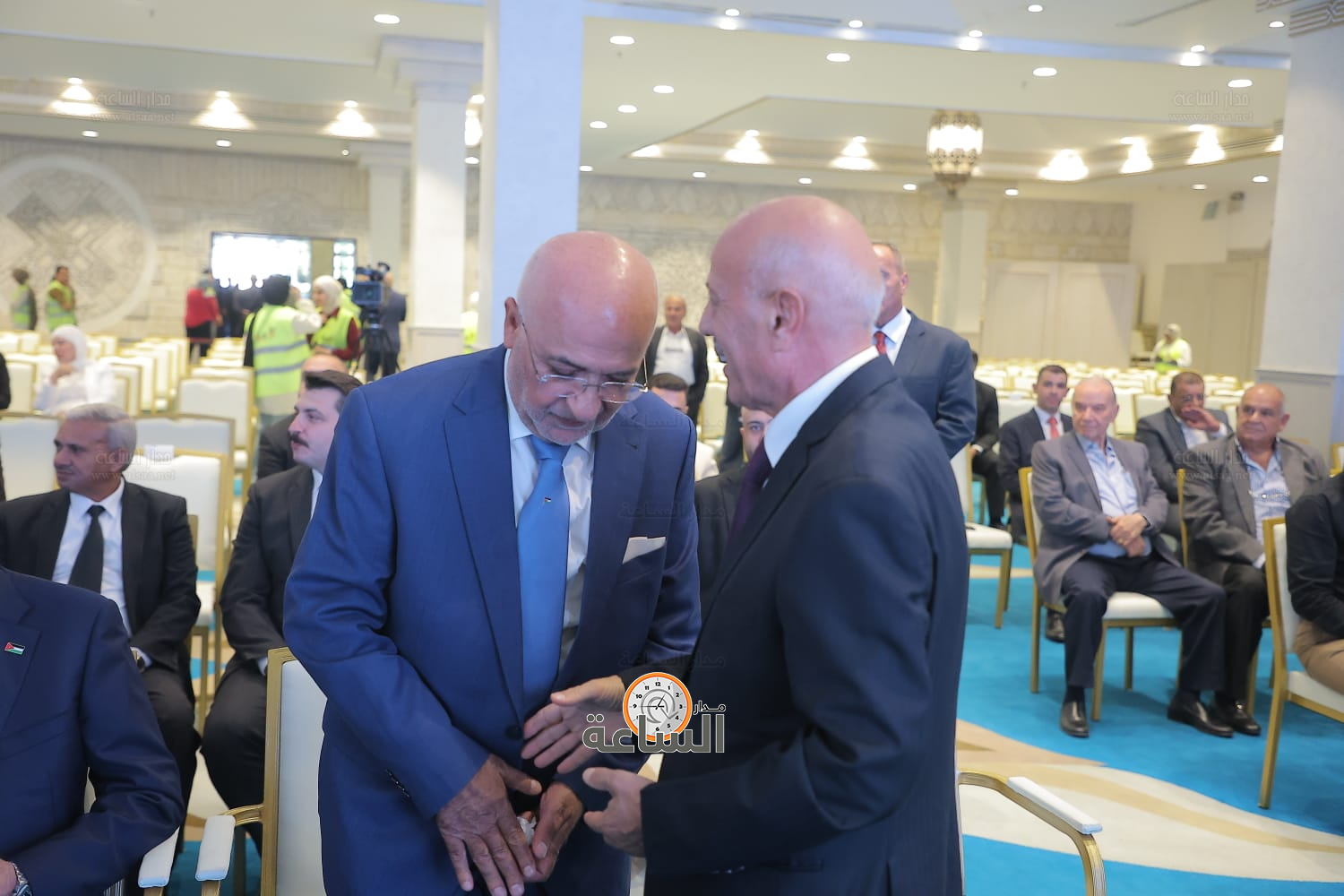 Madar Al-Saa Images 0.33153467568636963