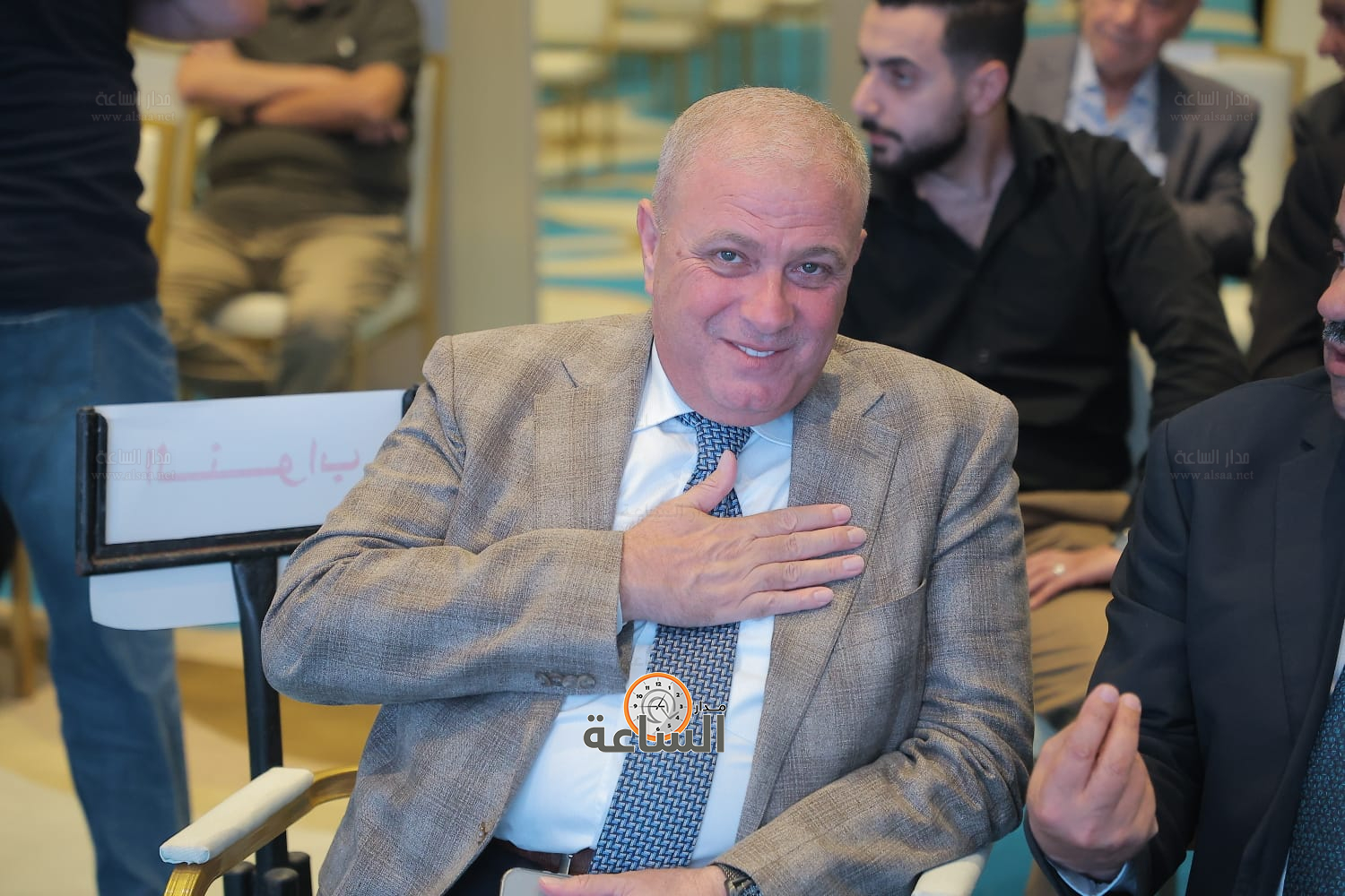 Madar Al-Saa Images 0.6582952460533096