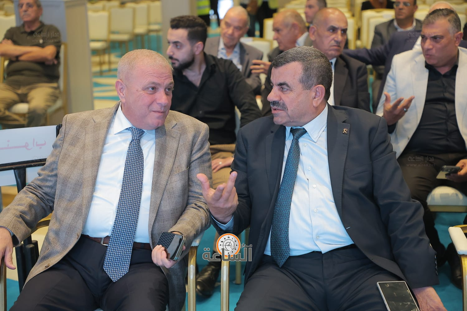 Madar Al-Saa Images 0.6370084673624538