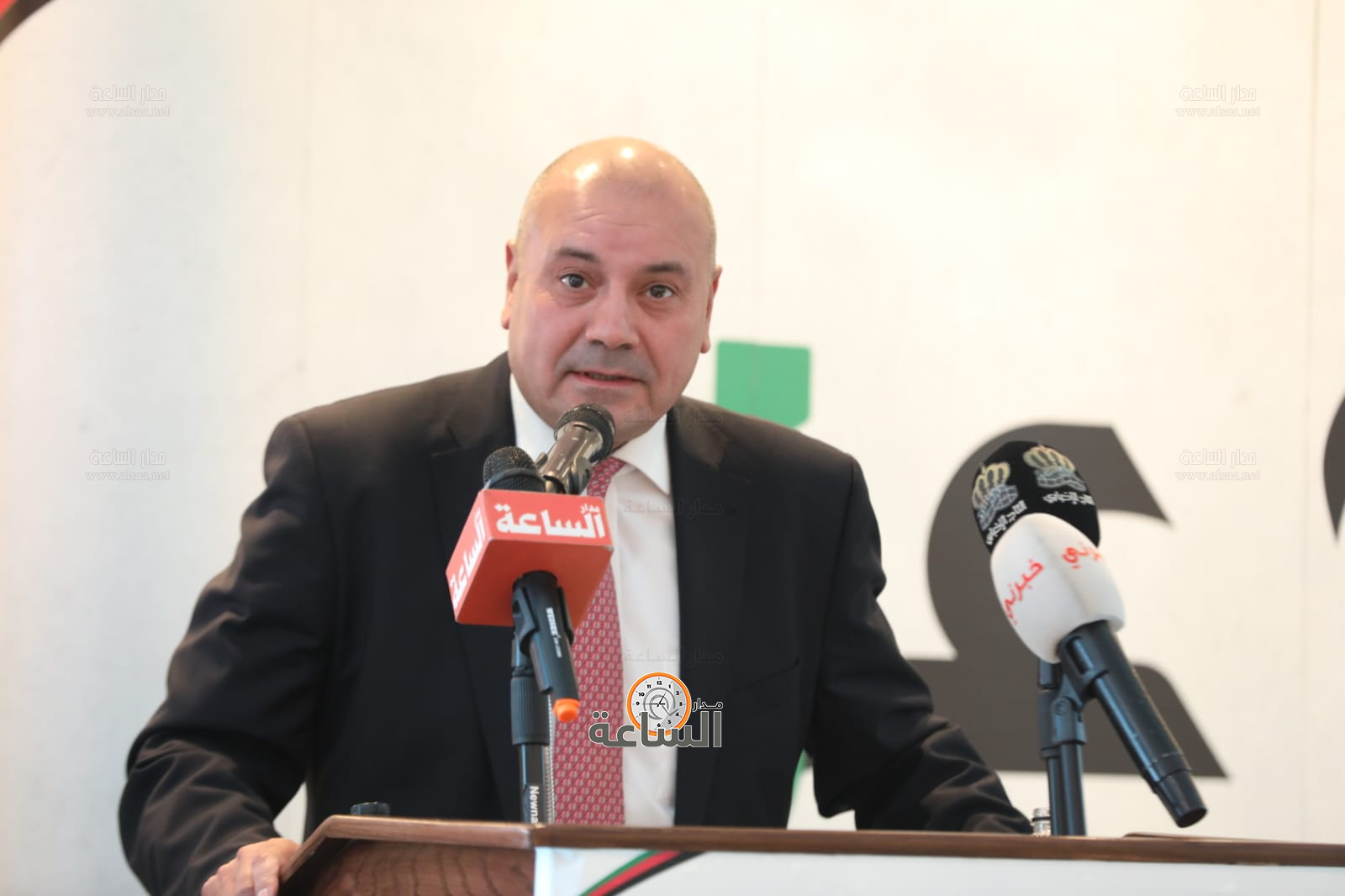 Madar Al-Saa Images 0.95564350462588