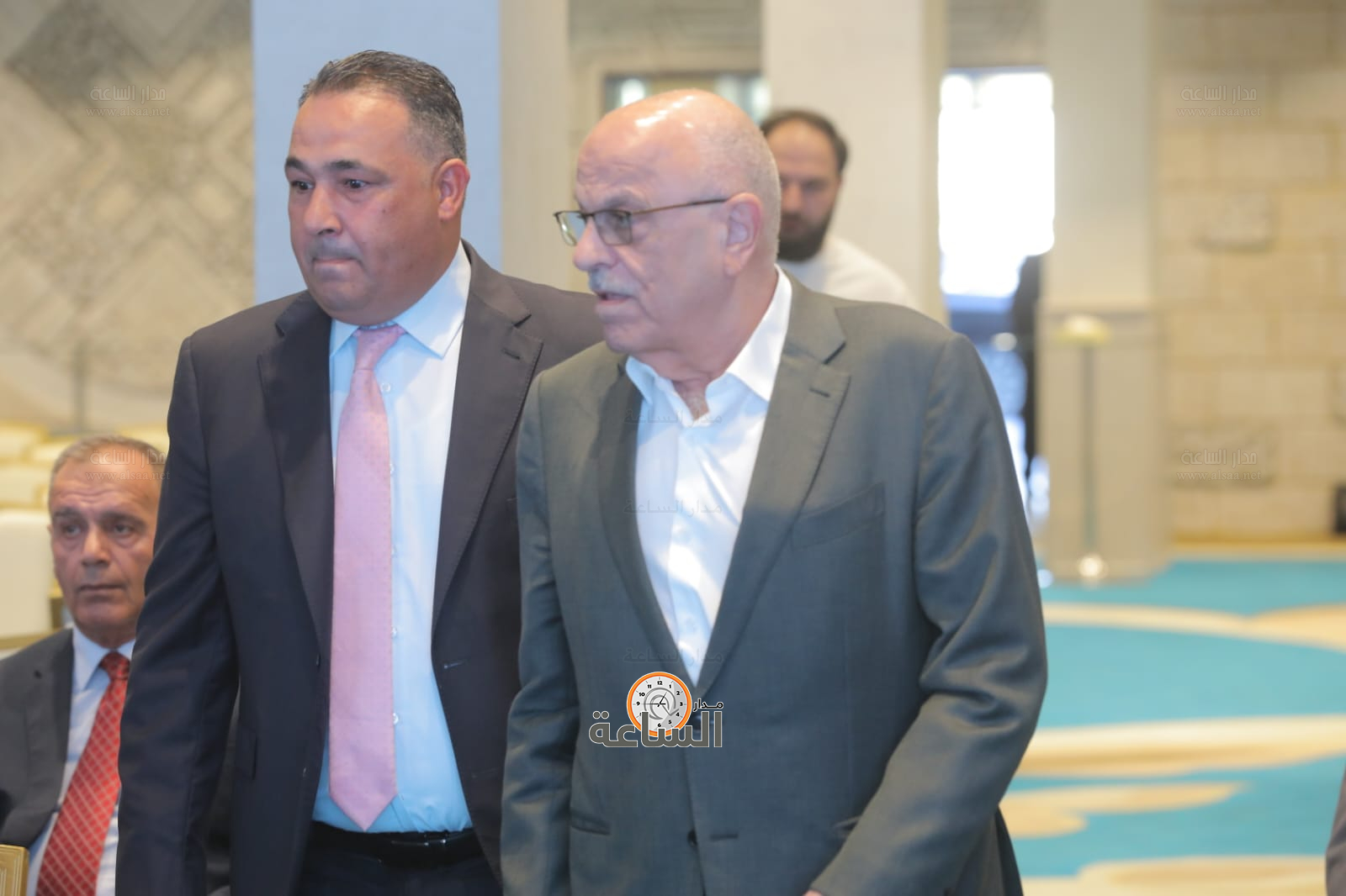 Madar Al-Saa Images 0.9633727852645879