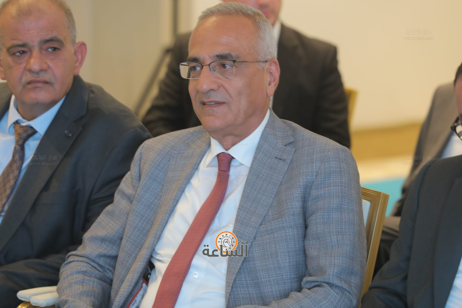 Madar Al-Saa Images 0.9474870876610032