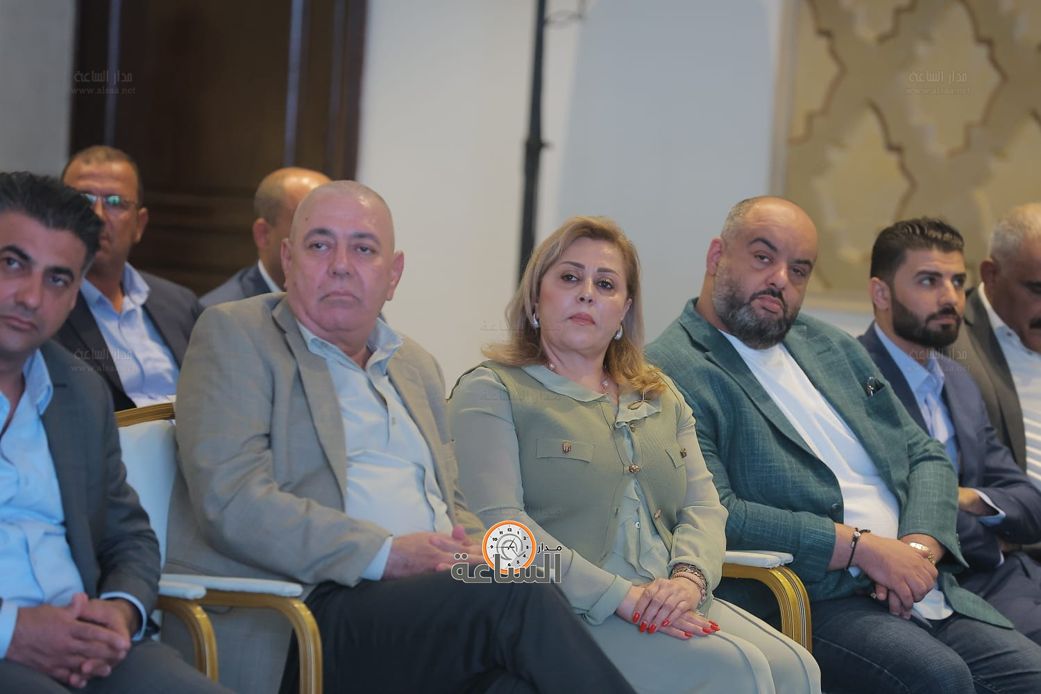 Madar Al-Saa Images 0.7052822000328987