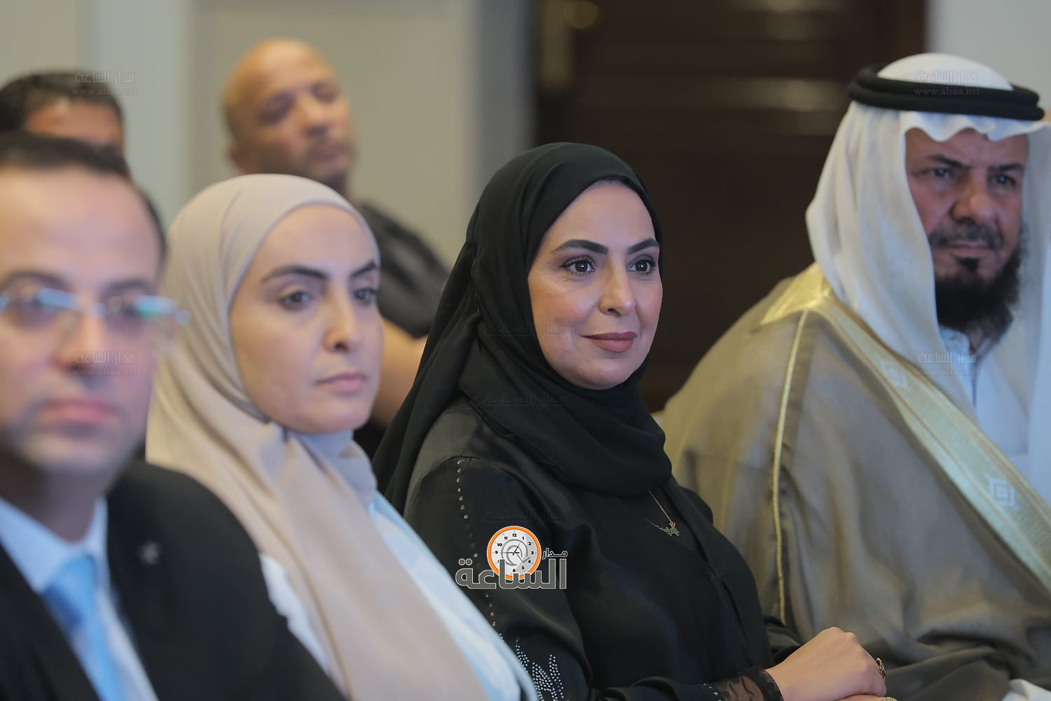 Madar Al-Saa Images 0.6700039302793591