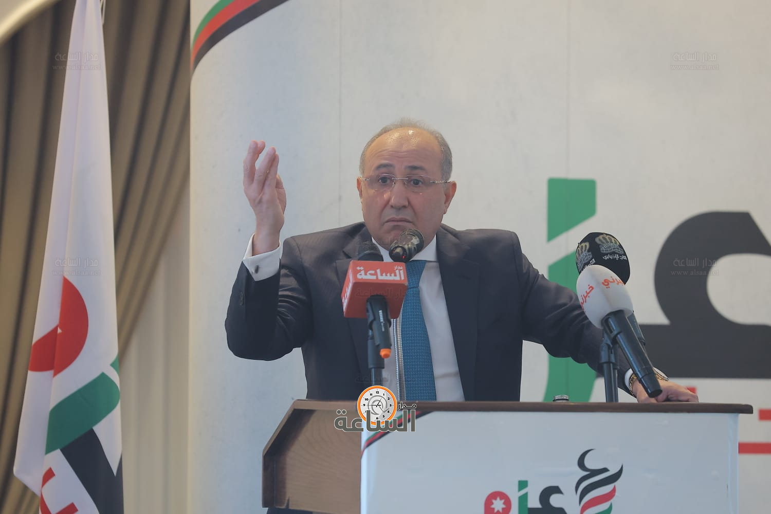 Madar Al-Saa Images 0.7873876214483488