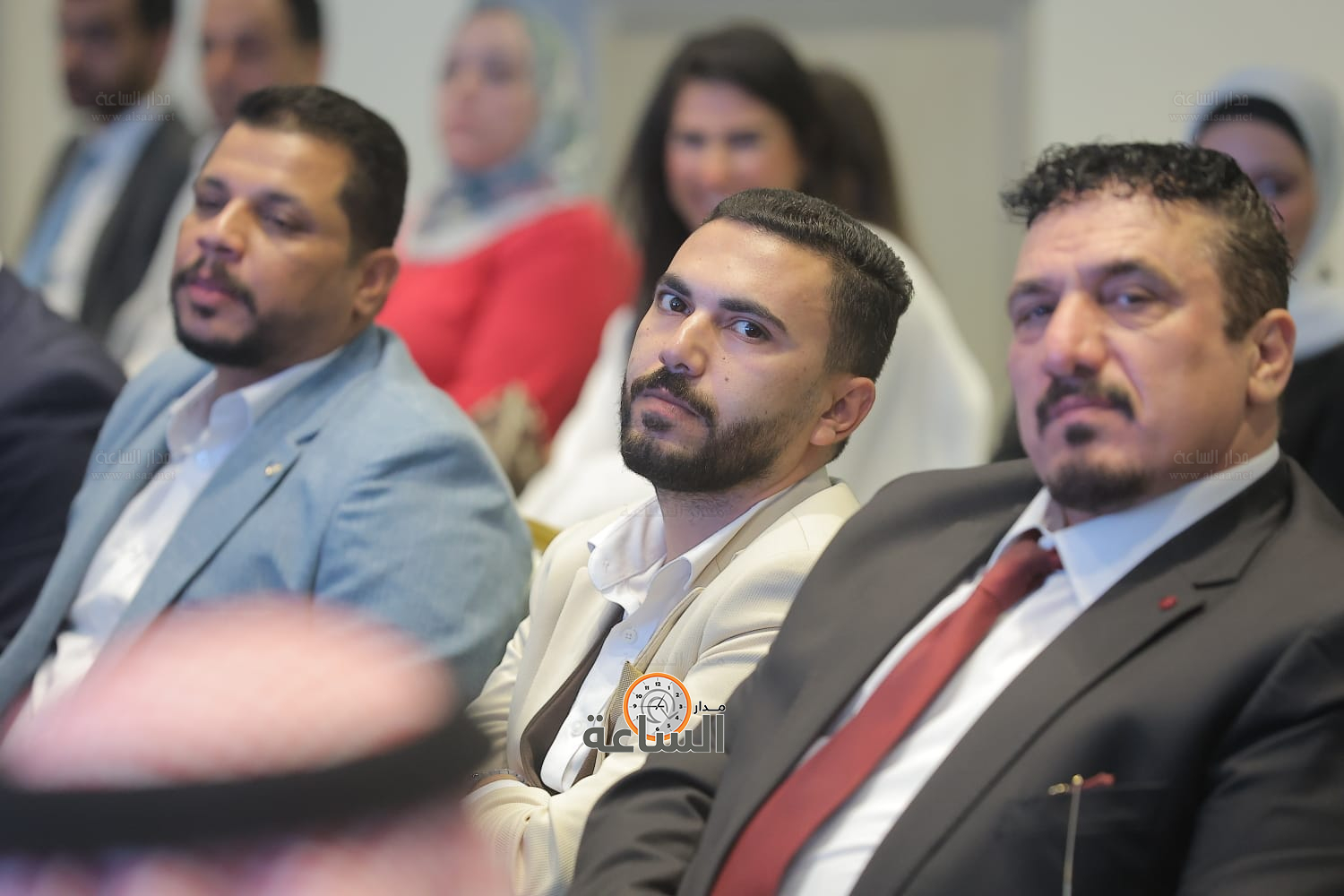 Madar Al-Saa Images 0.4049717138829161