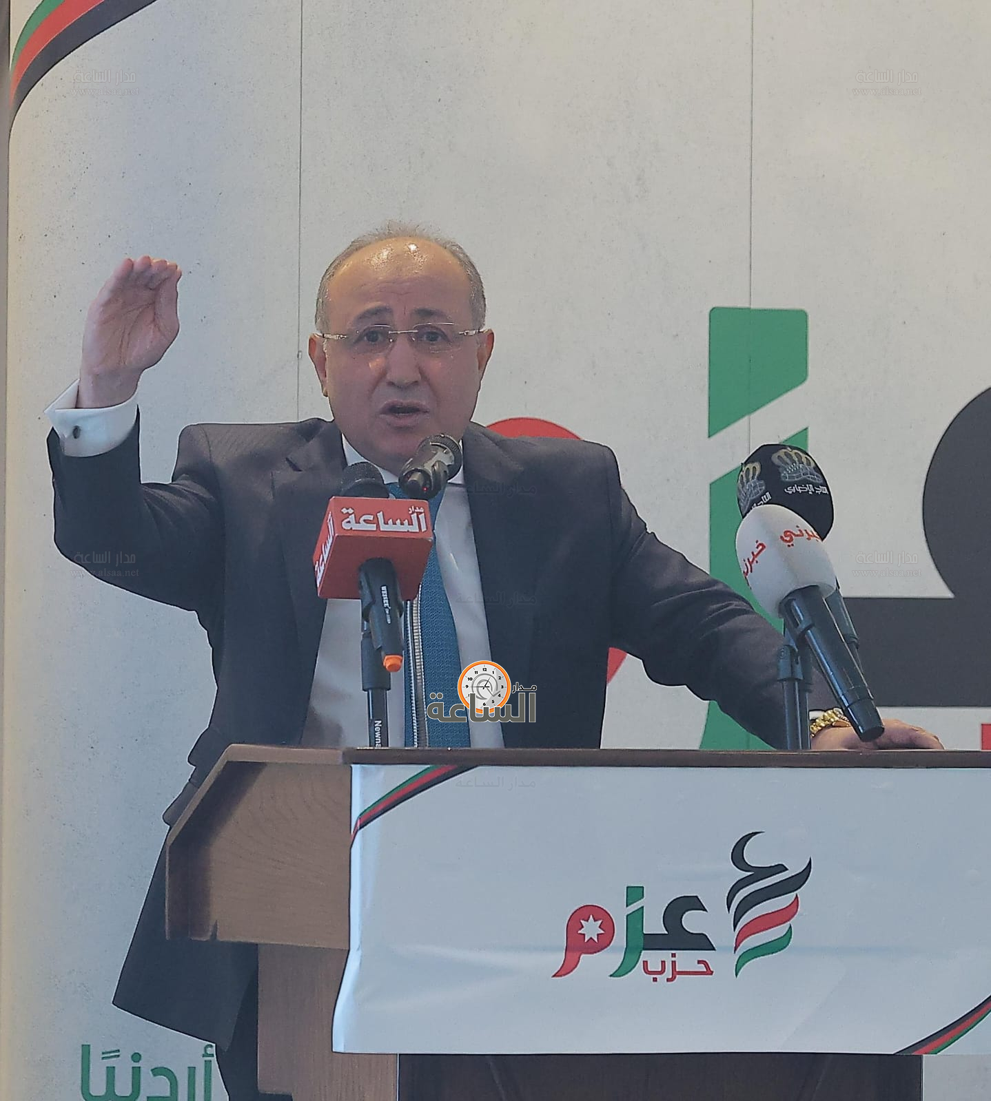 Madar Al-Saa Images 0.7303318330255743