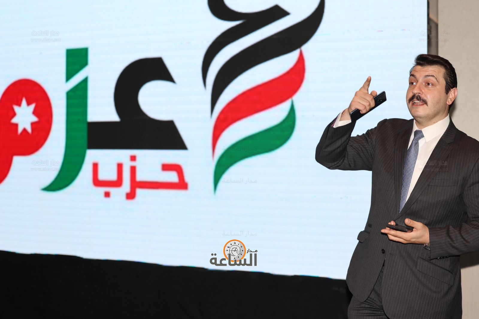 Madar Al-Saa Images 0.44265205540956765