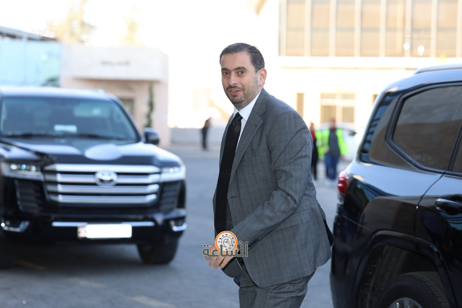 Madar Al-Saa Images 0.2959904594317787