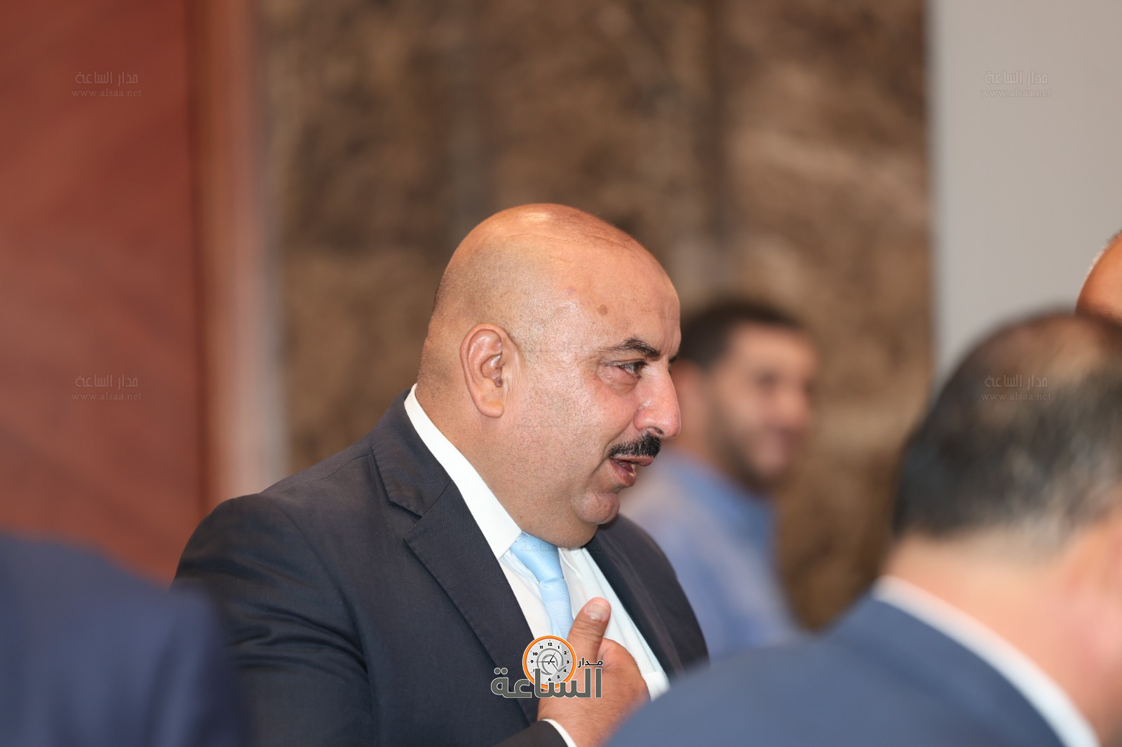 Madar Al-Saa Images 0.21997460344367803