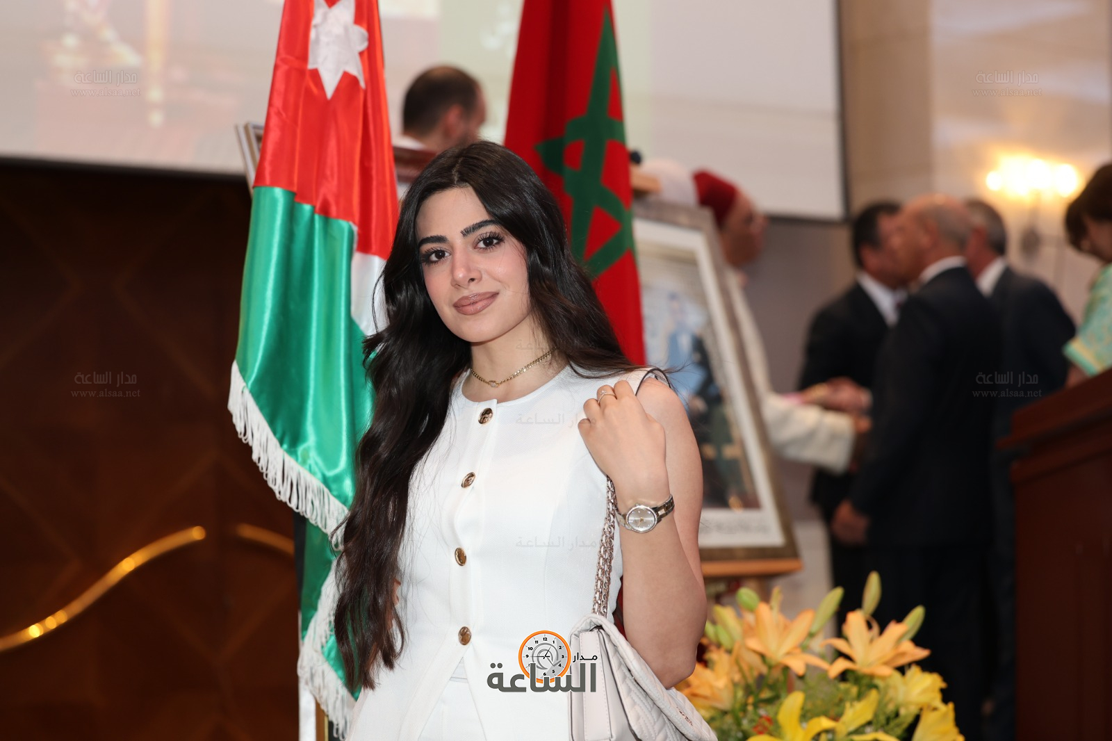 Madar Al-Saa Images 0.8778493241011092