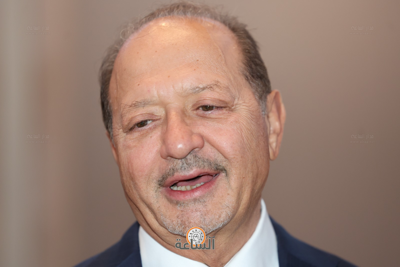 Madar Al-Saa Images 0.8994016468334638