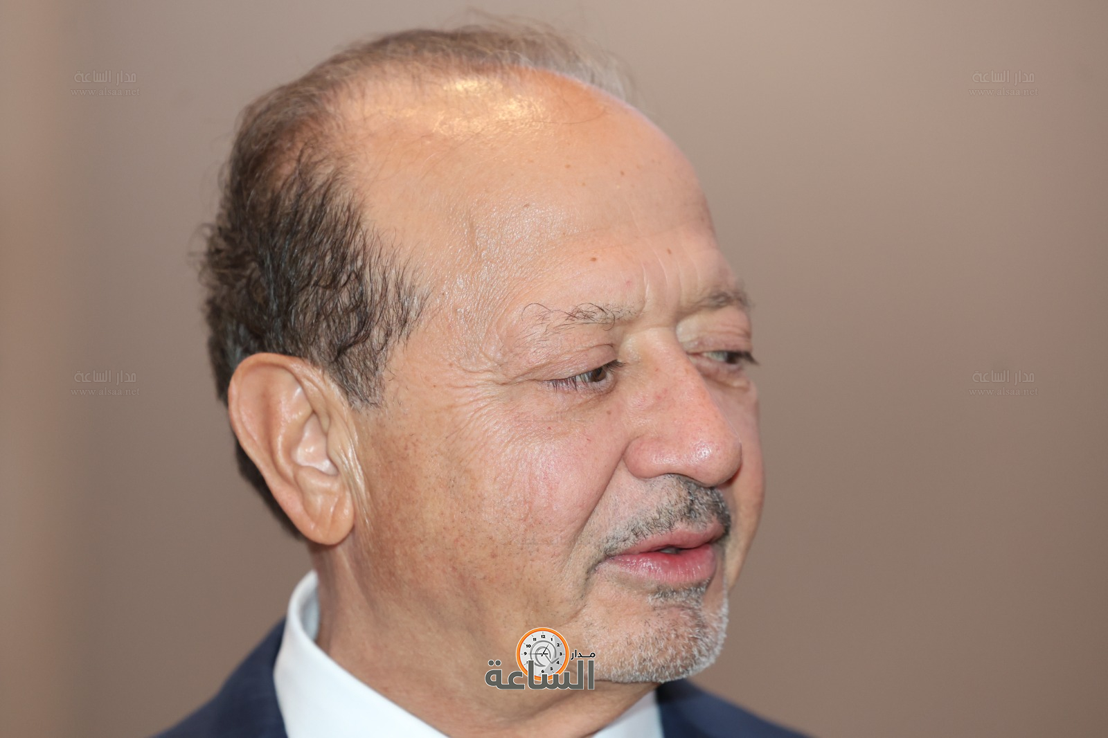 Madar Al-Saa Images 0.3726374159513266