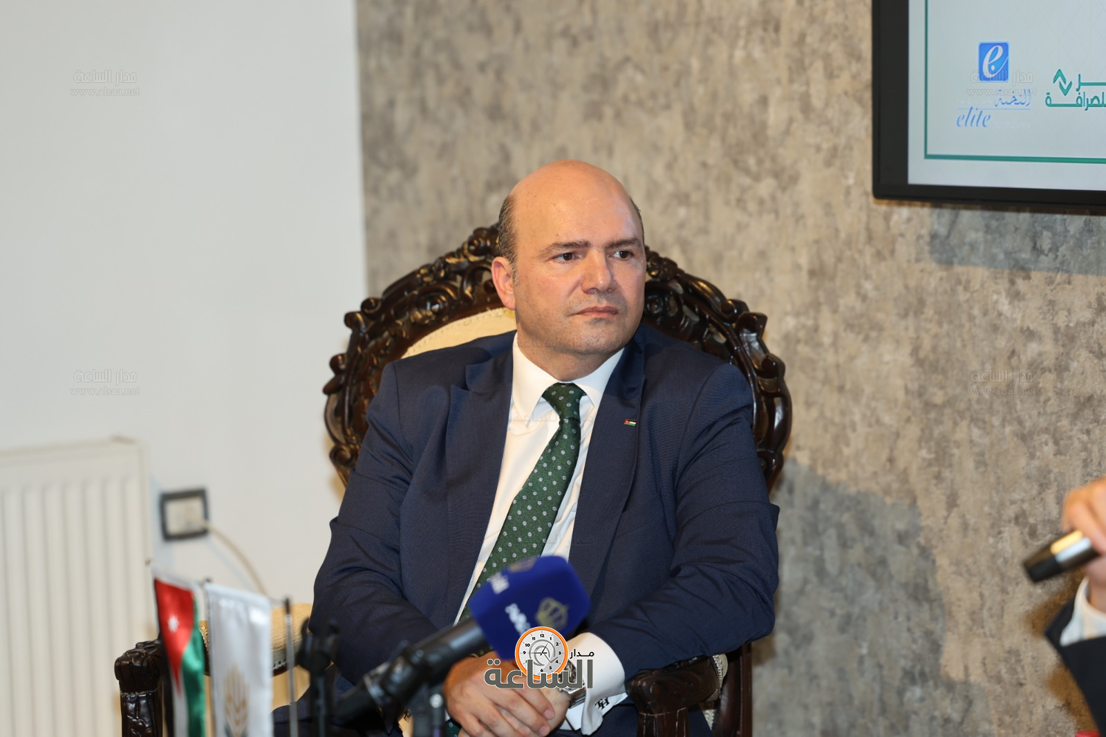 Madar Al-Saa Images 0.0026749957699720994