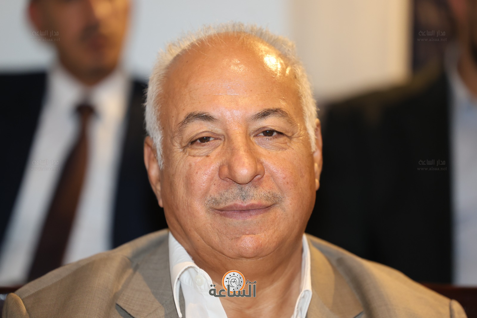 Madar Al-Saa Images 0.3064996337474808