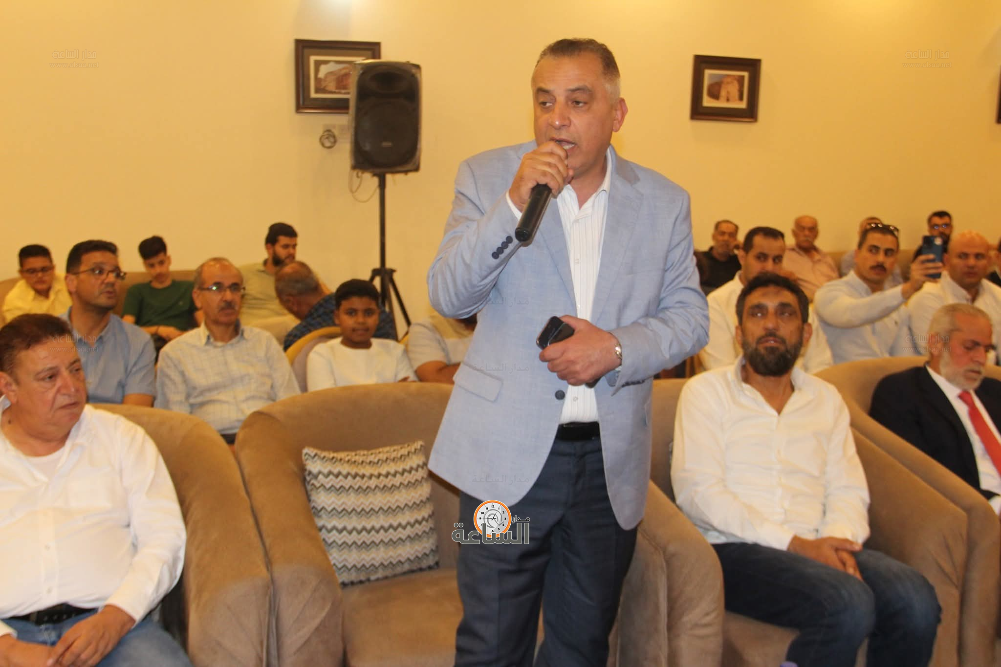 Madar Al-Saa Images 0.6983623048728089