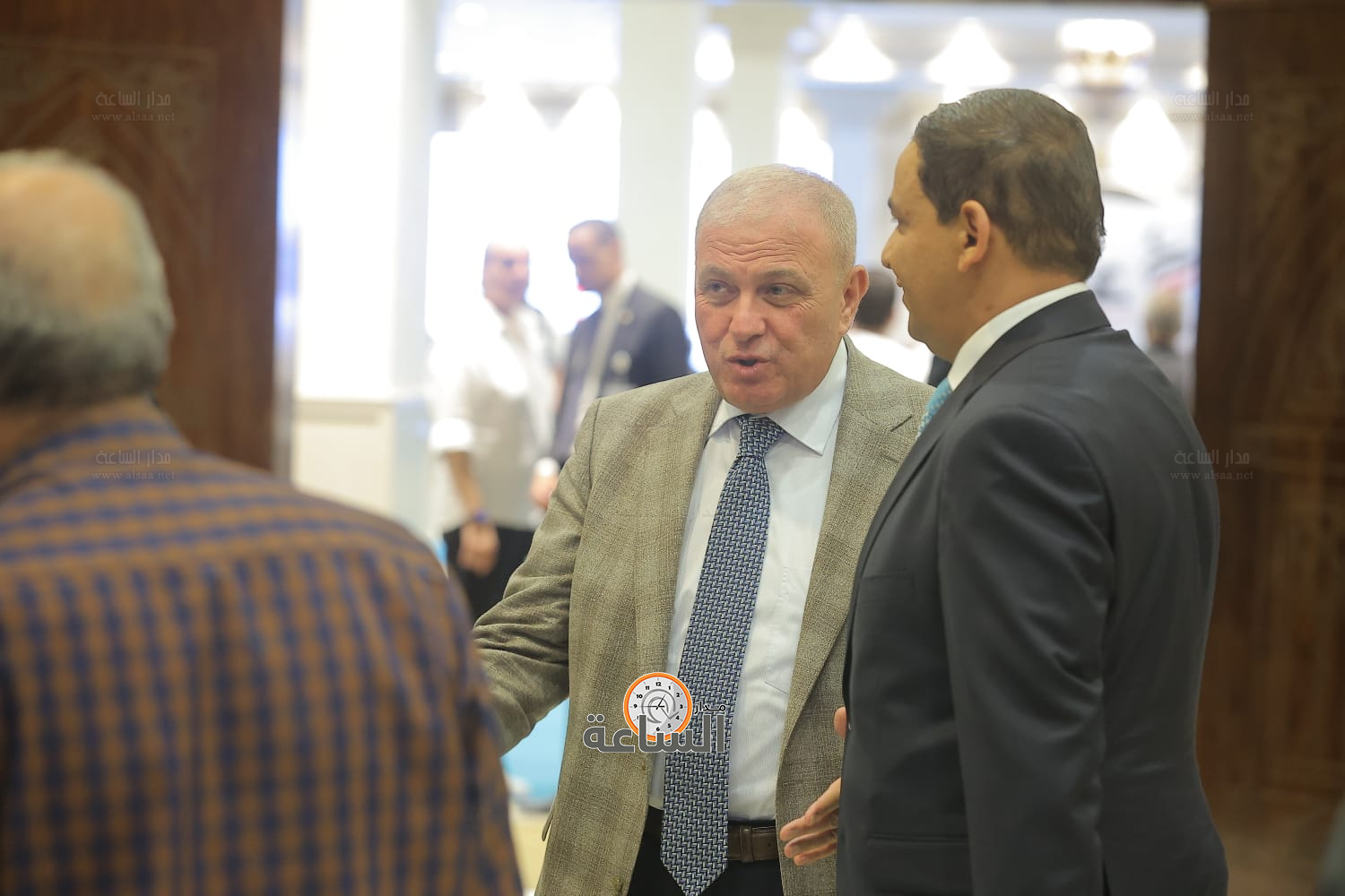 Madar Al-Saa Images 0.4387669673504455