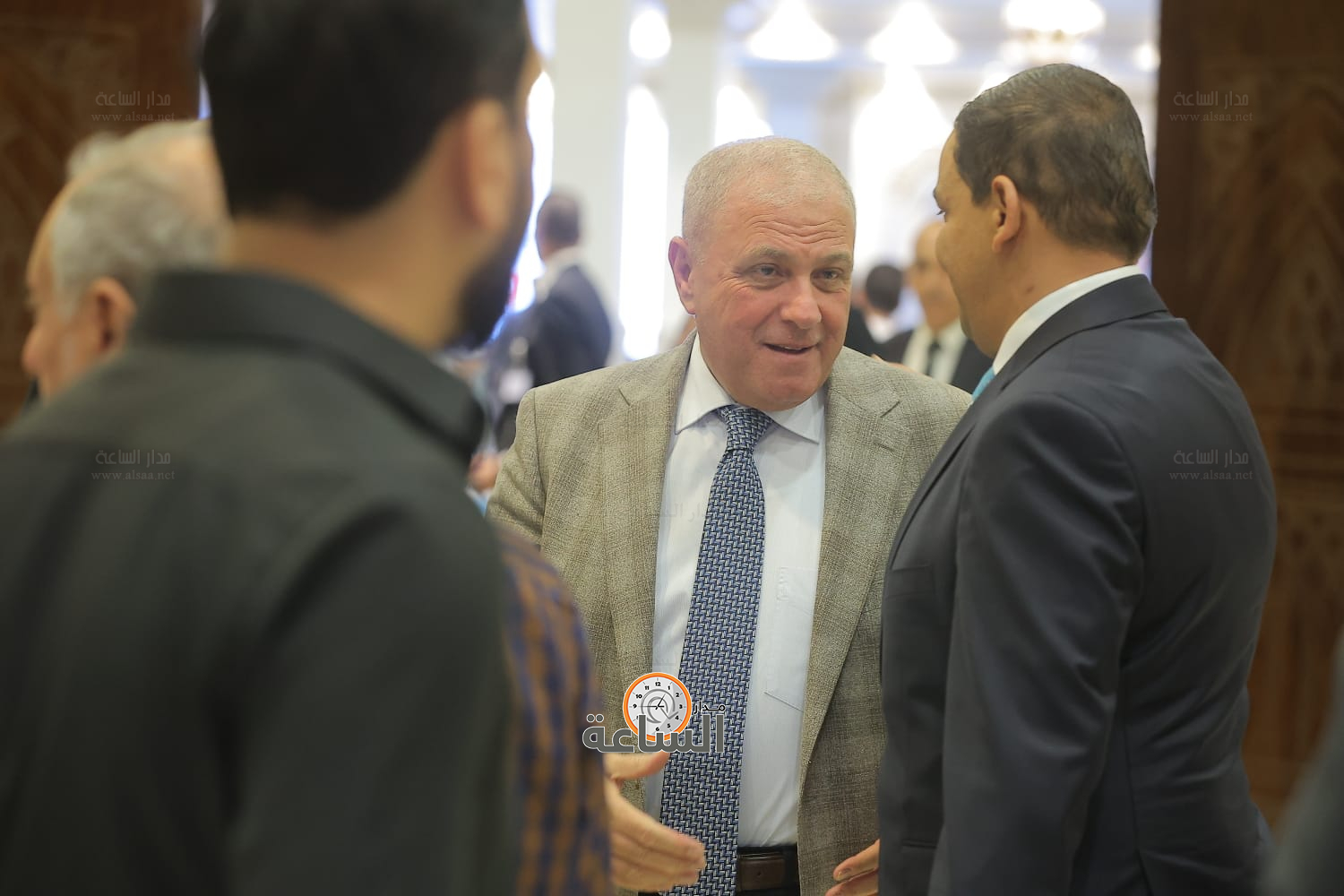 Madar Al-Saa Images 0.6399949476203917