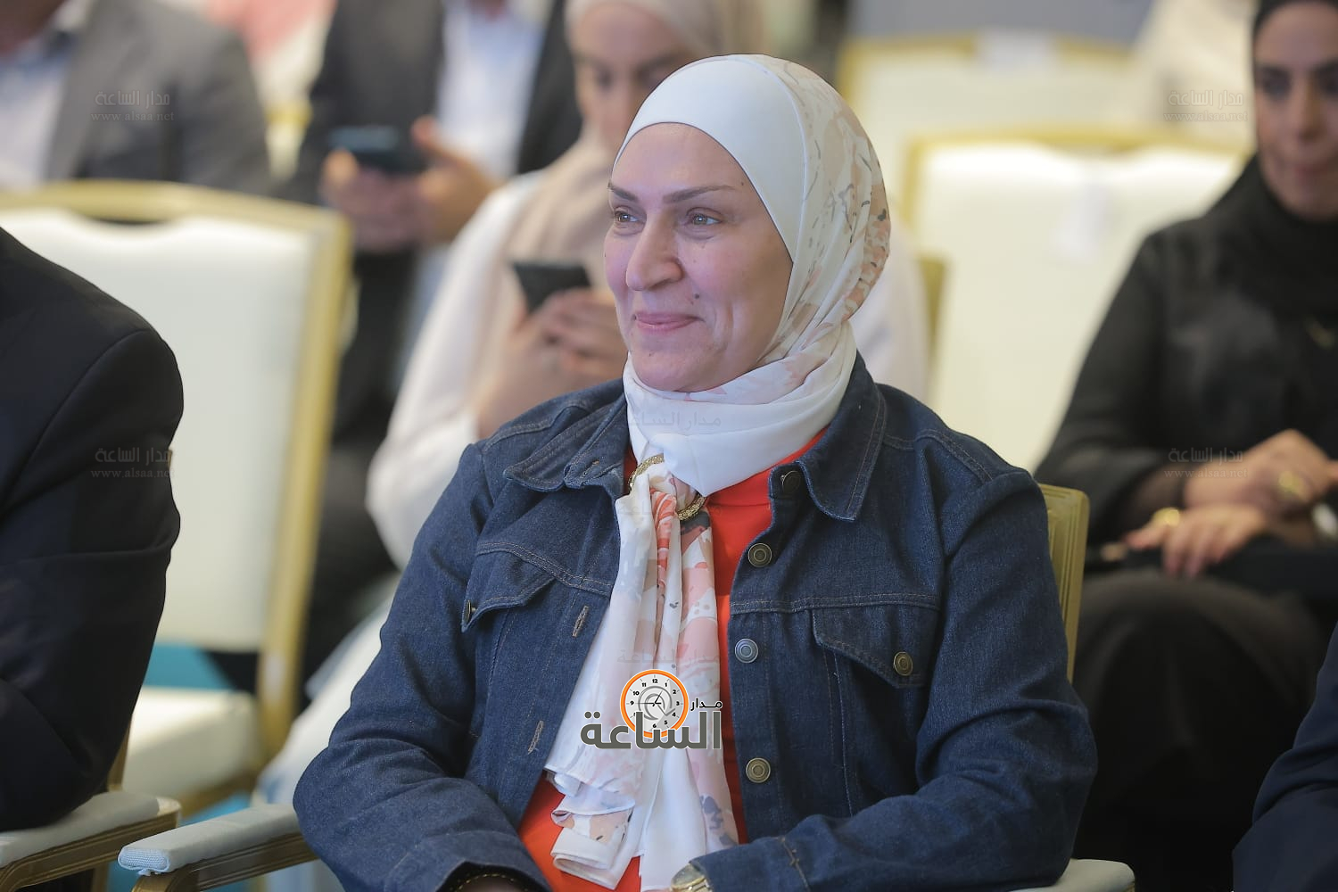 Madar Al-Saa Images 0.012366932483524495