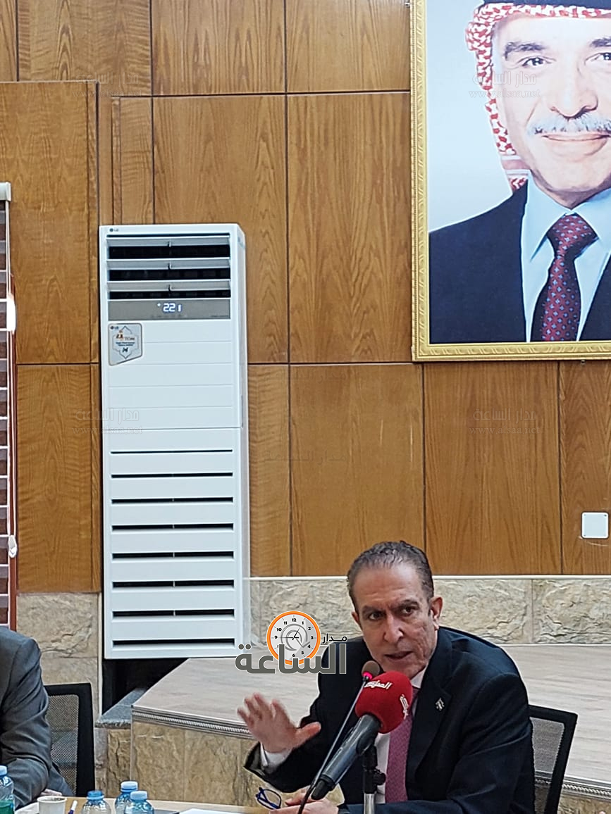 Madar Al-Saa Images 0.034697718099740094