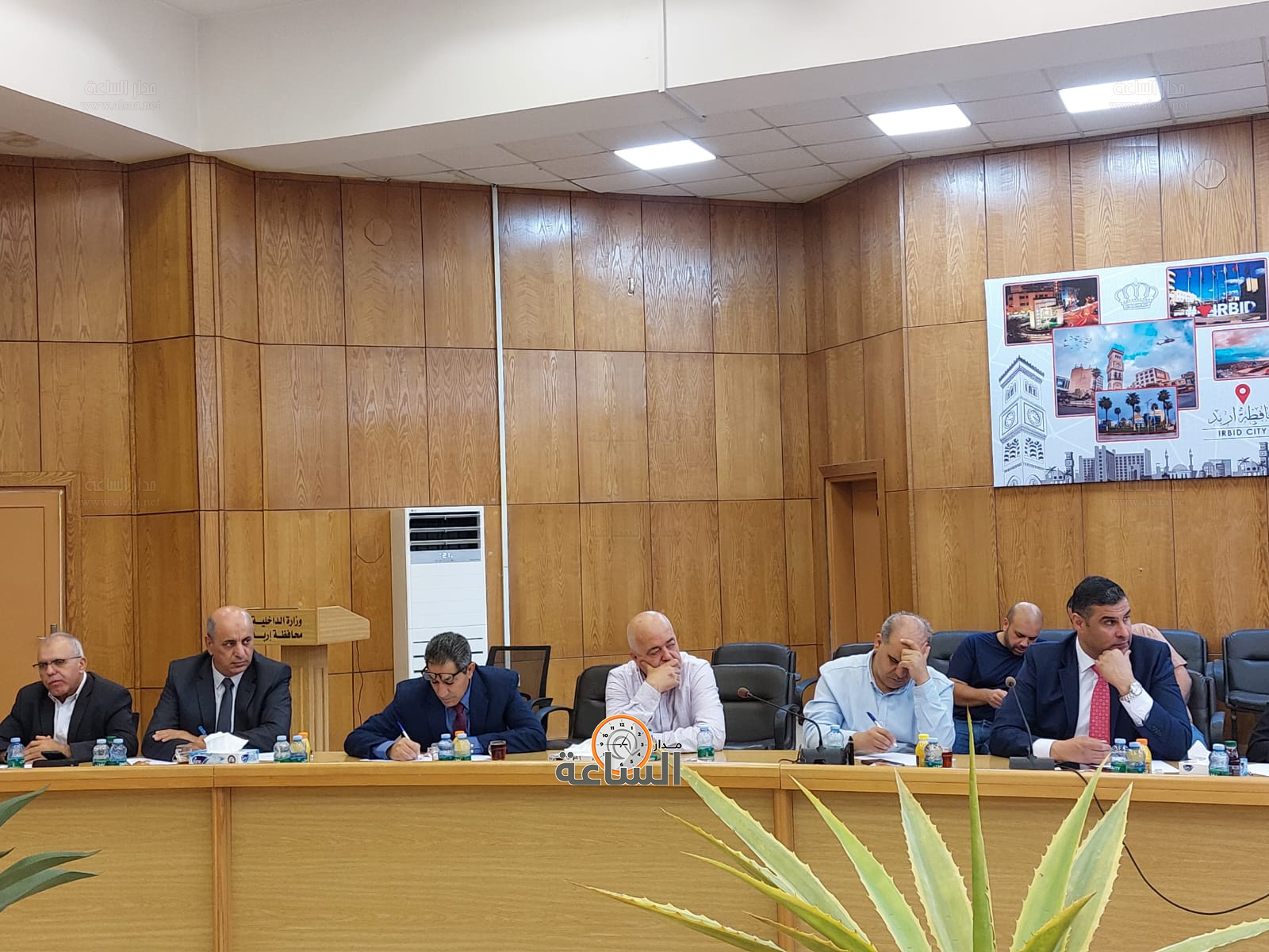 Madar Al-Saa Images 0.14444745910755996