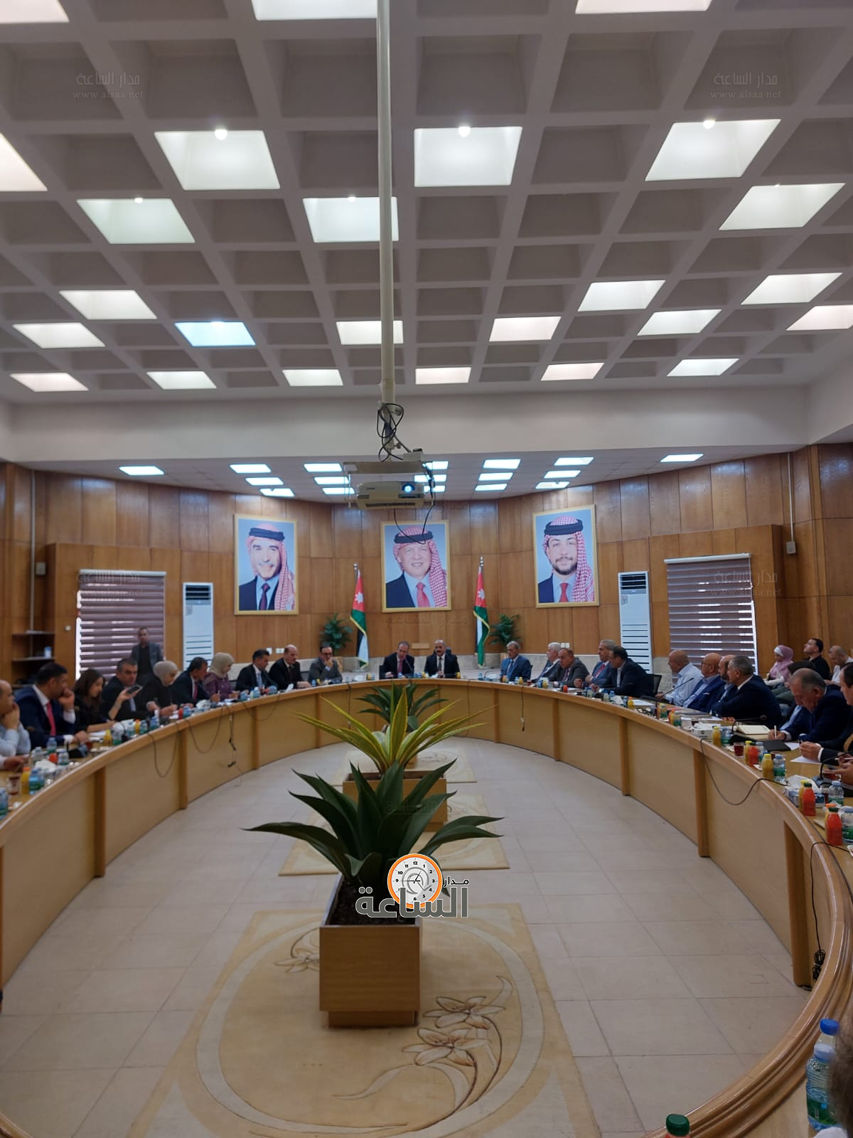 Madar Al-Saa Images 0.6411891907257197