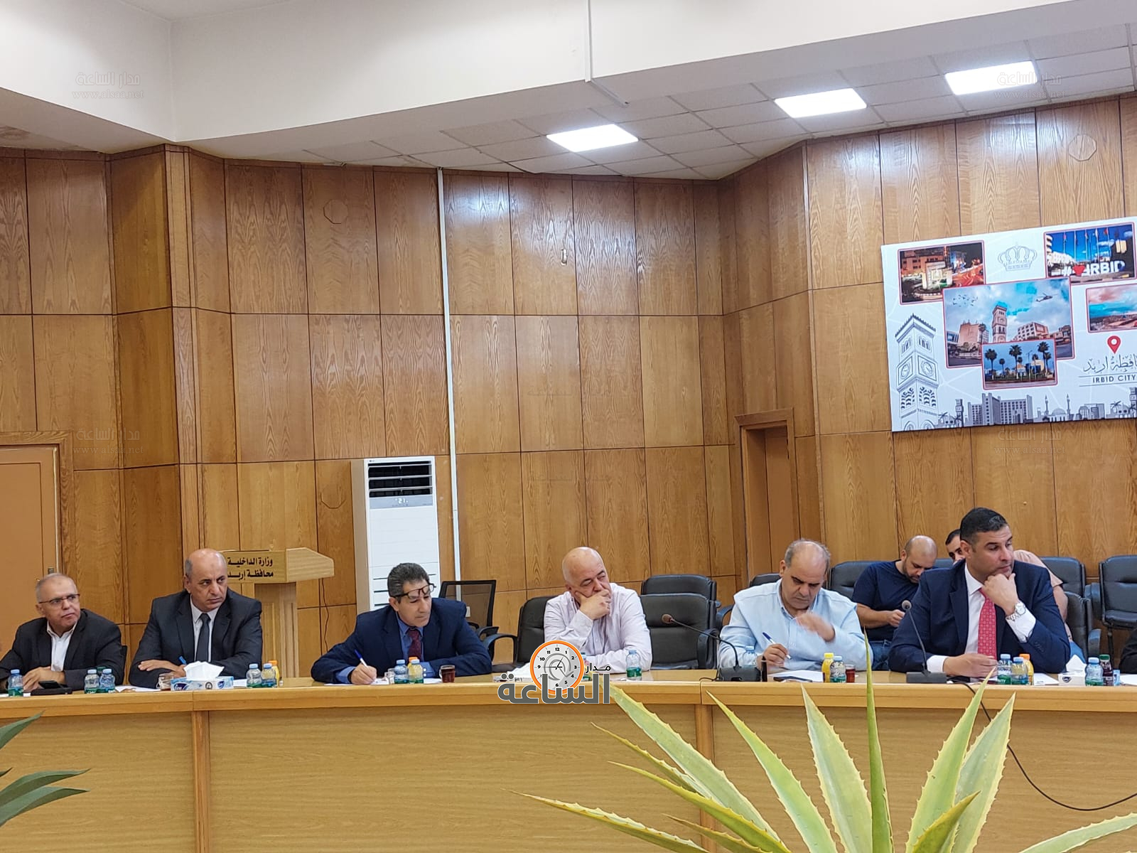 Madar Al-Saa Images 0.5541728846984801