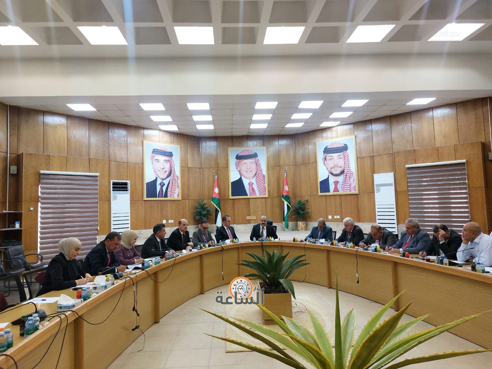 Madar Al-Saa Images 0.12198213978298156