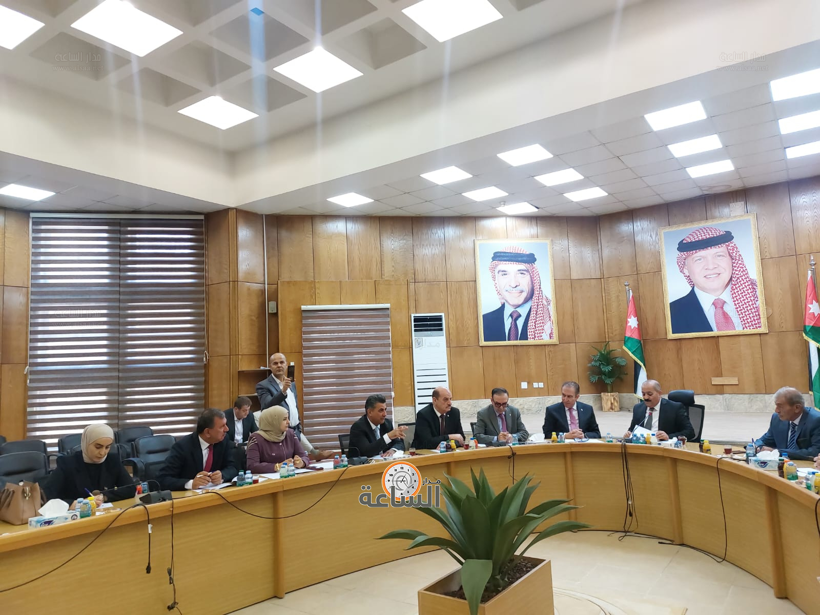 Madar Al-Saa Images 0.2758660367025396