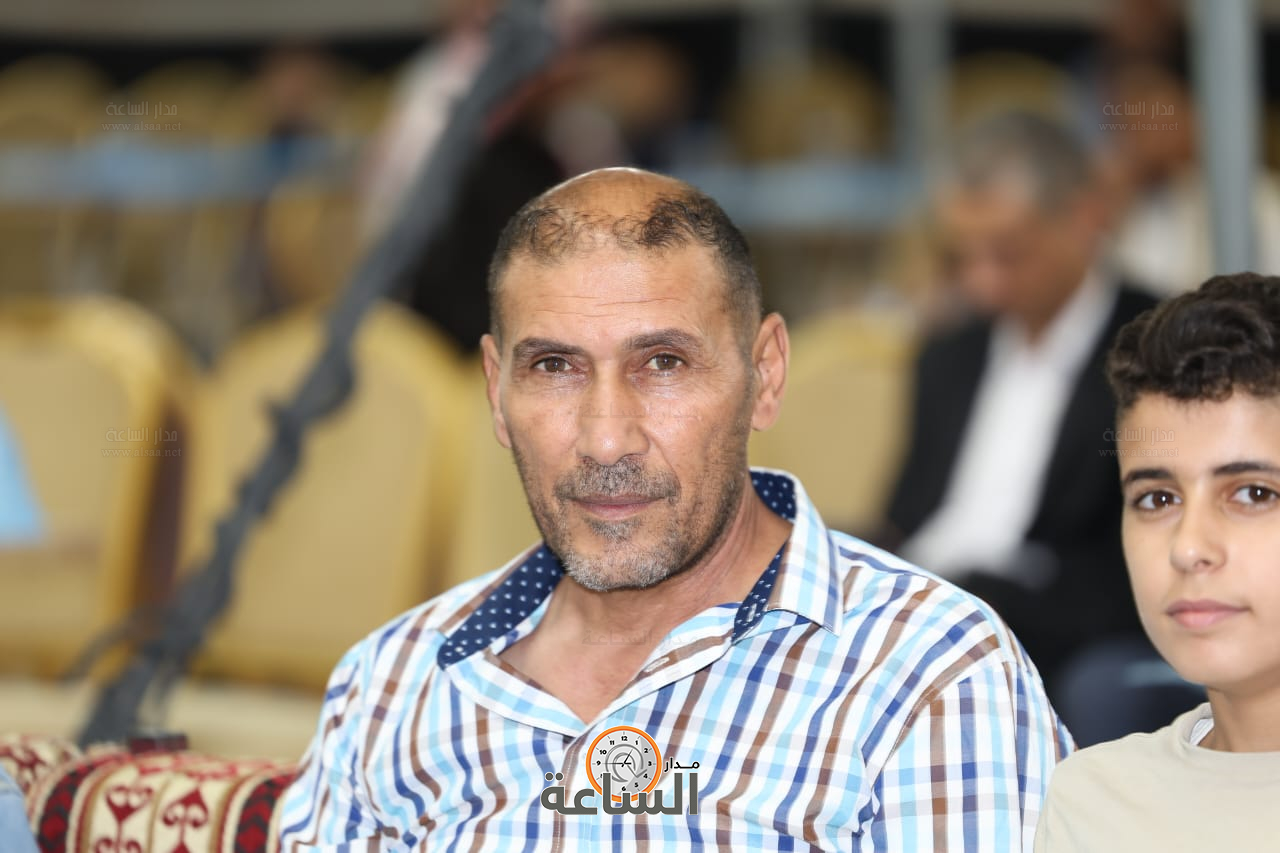 Madar Al-Saa Images 0.6894459015590173