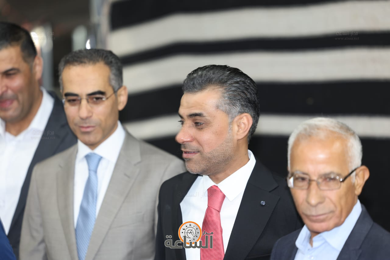 Madar Al-Saa Images 0.8803575409380408