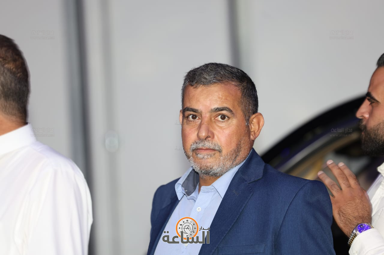 Madar Al-Saa Images 0.3877778679699915