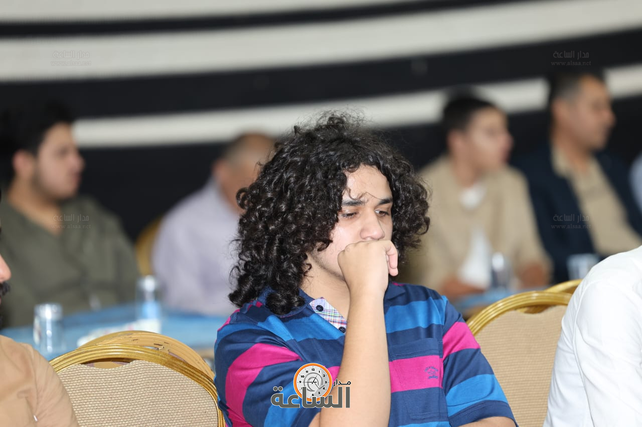 Madar Al-Saa Images 0.2857419172563177