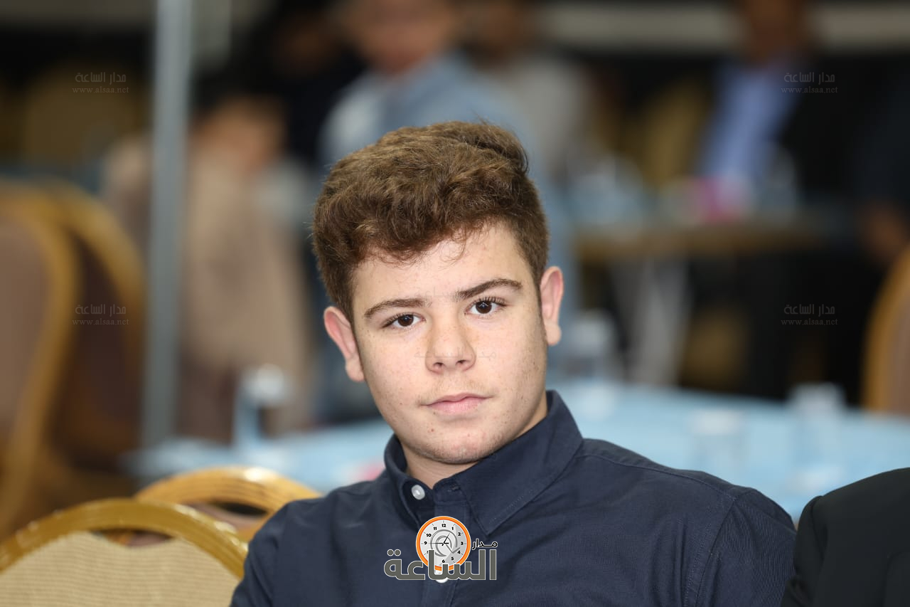 Madar Al-Saa Images 0.8725403840942716