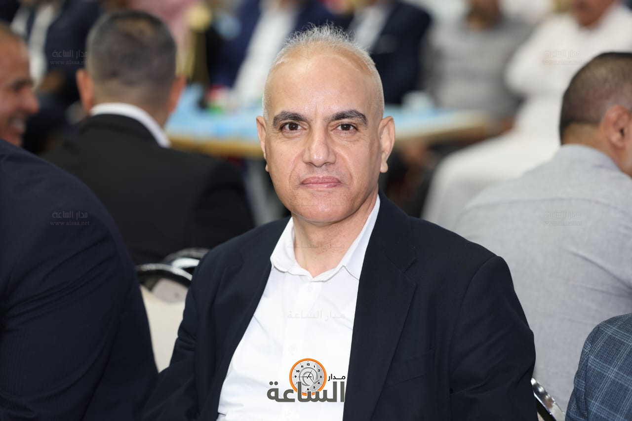 Madar Al-Saa Images 0.3847518494340525