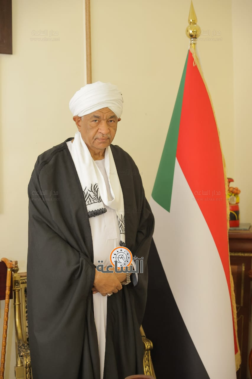 Madar Al-Saa Images 0.756053379549613