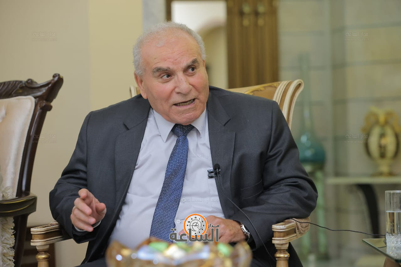 Madar Al-Saa Images 0.114836764917571