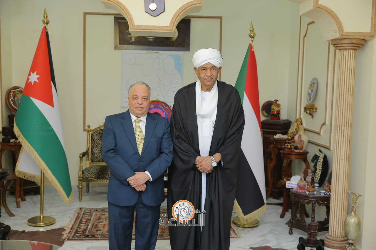 Madar Al-Saa Images 0.16583372893010484