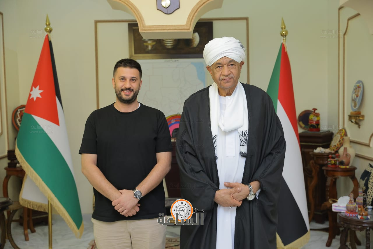 Madar Al-Saa Images 0.8490631027184699