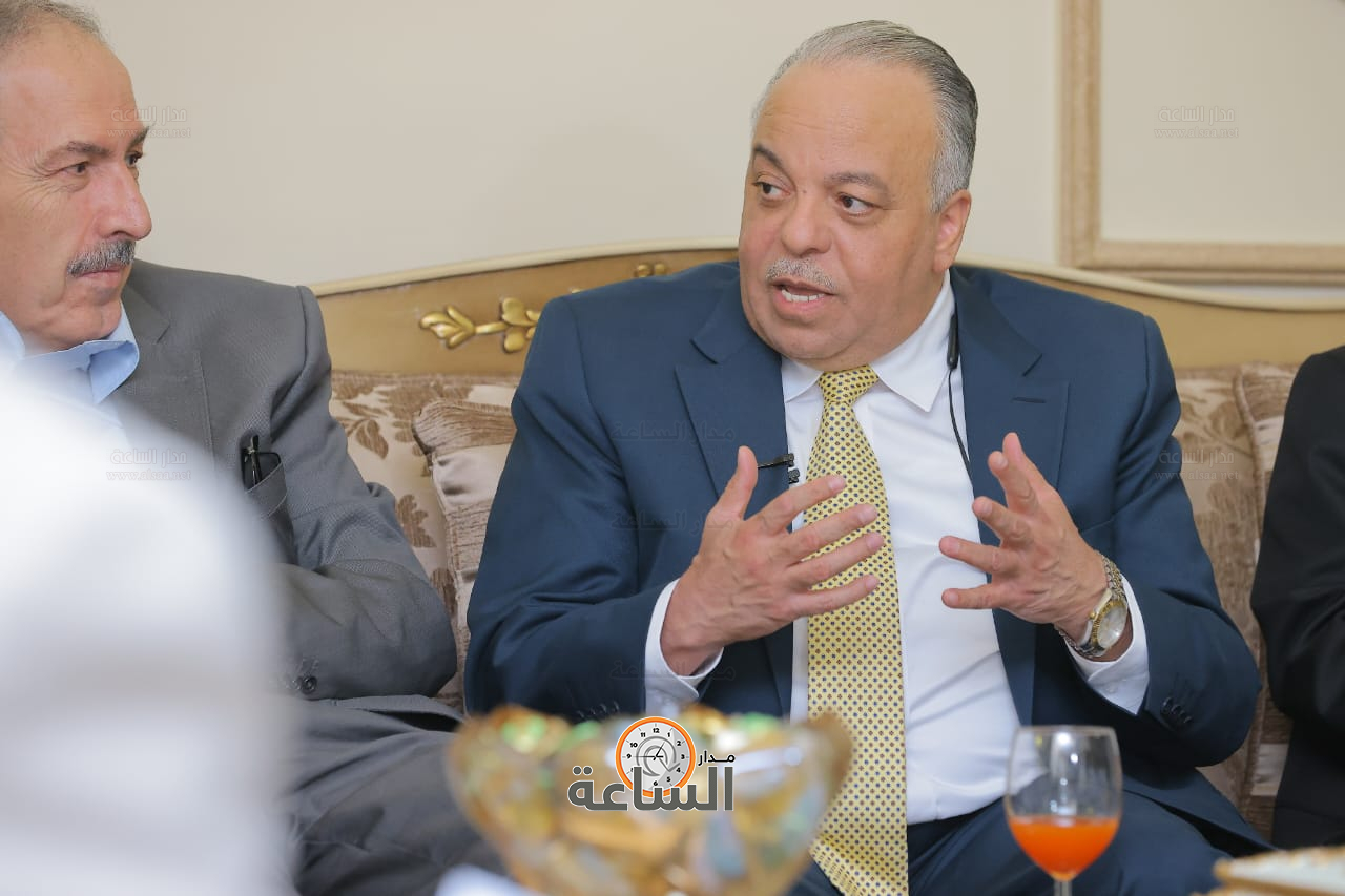 Madar Al-Saa Images 0.9574339297009425