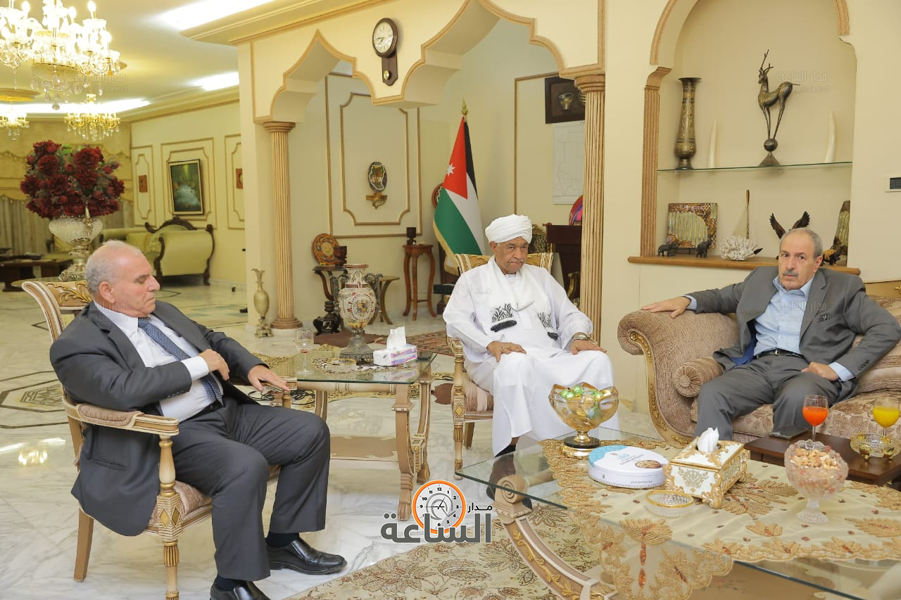 Madar Al-Saa Images 0.4582380124789728