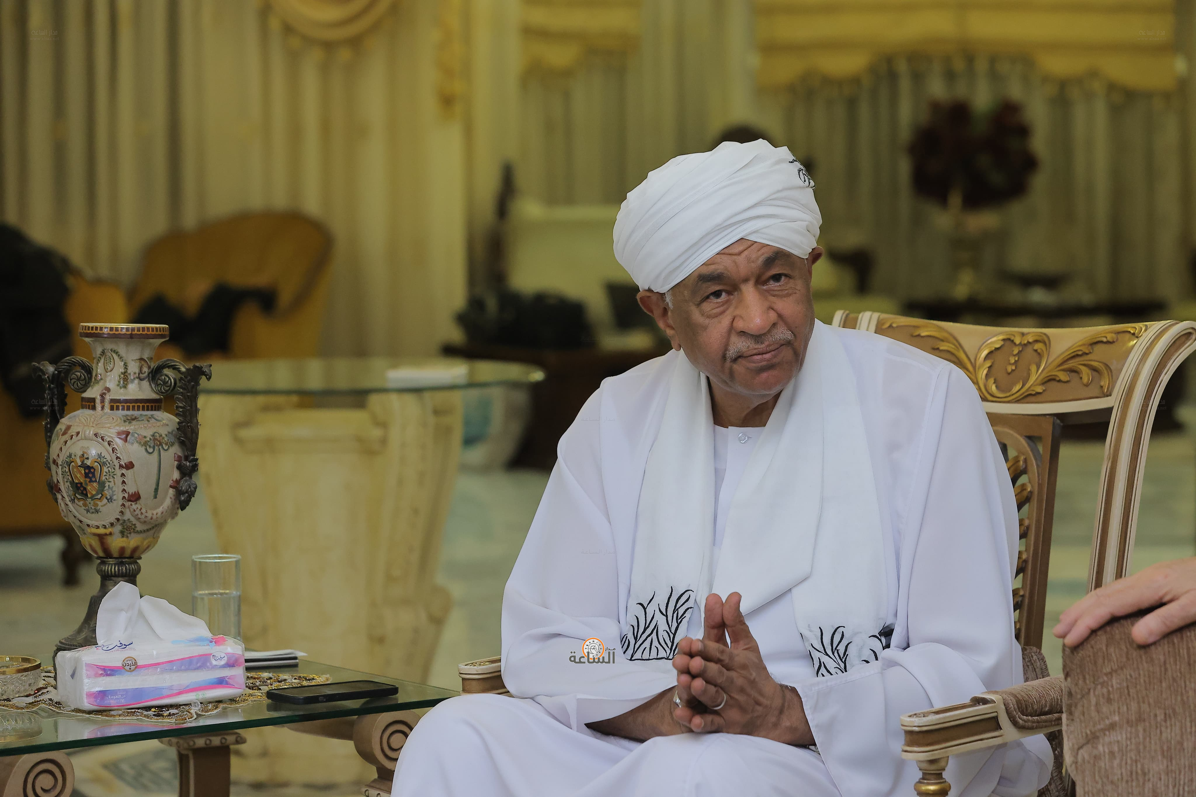 Madar Al-Saa Images 0.048048776894463074